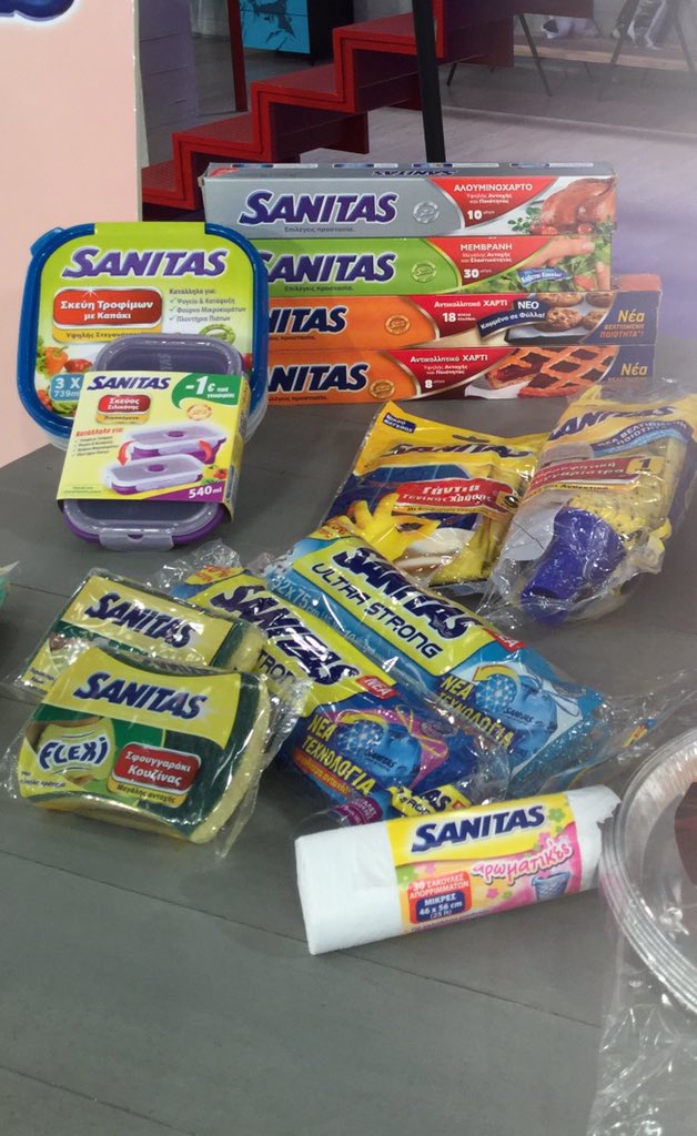 fayskorda's tweet photo. 5 τυχερές κερδίζουν ολοκληρωμένο σετ #sanitas 💖RT στη φώτο 💖 https://t.co/SECjl1shTN