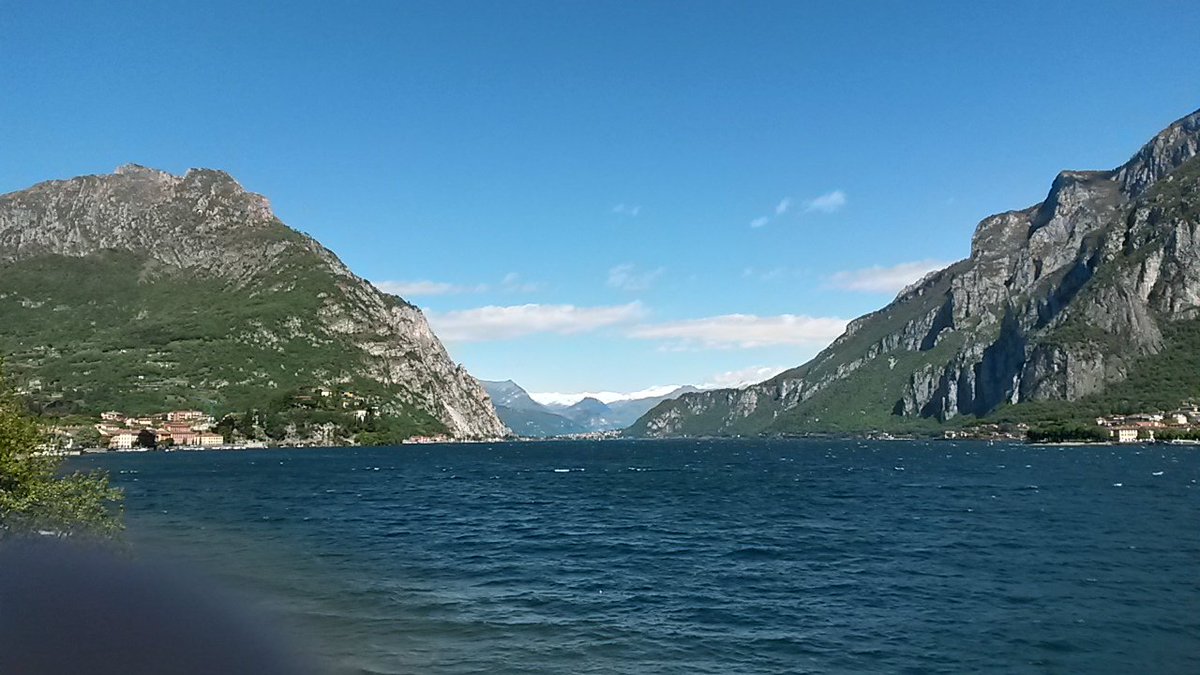 Windy days ok #LakeComo