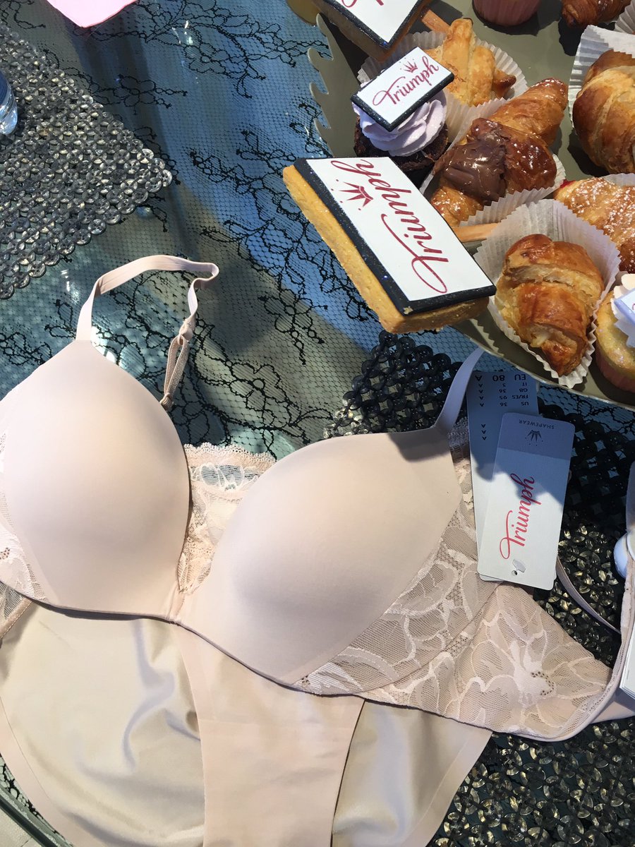 ariannavaina's tweet photo. Push up e dolcetti #FindTheOne @AttilaCo @Laura_theoldnow @ariannachieli @chiarafornari @fregole_tw https://t.co/EBNC9xpG91