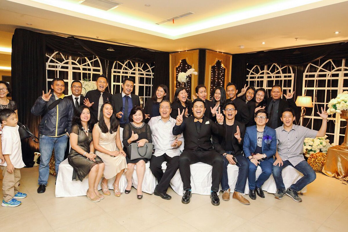 Tulus at Elfrida Natkime Sweet 17th Birthday Celebration 2016 #celebrity #Tulus #party #Dafam