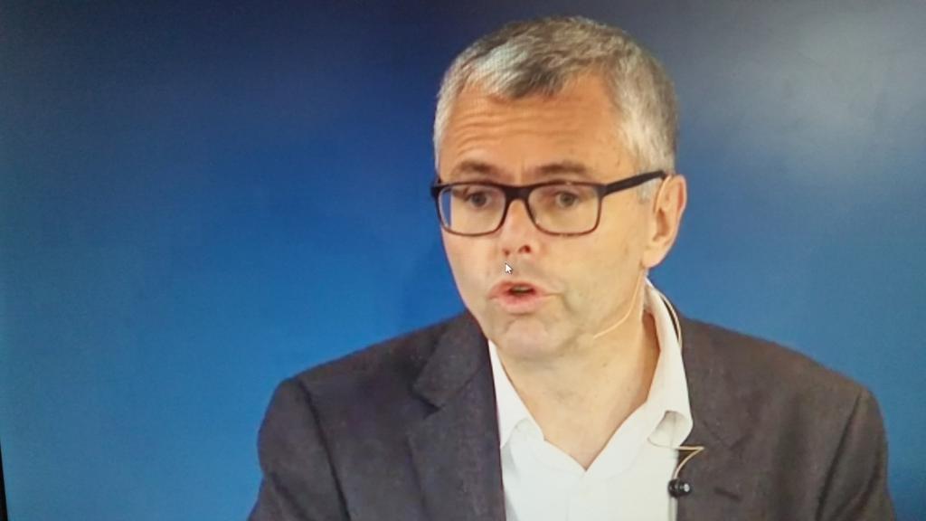 DarkGally's tweet photo. SFR annonce la convergence des contenus, des médias et des télécoms #NewSFR pour de nouveaux usages https://t.co/3vUsXOYaAE