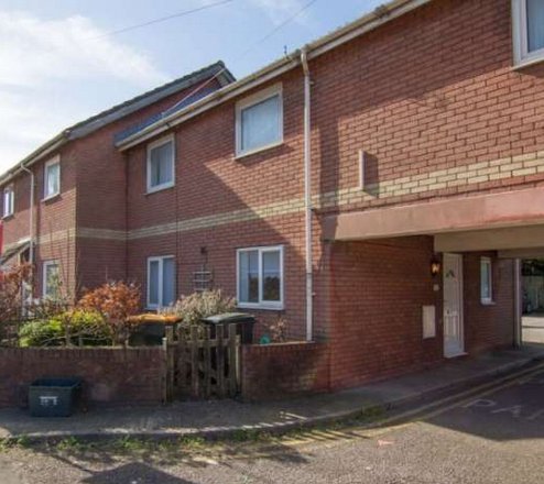 ChangesProperty's tweet photo. Ideal first home or investment opportunity – just £69,995, Somerton Rd, Newport
 https://t.co/8CIAQ1nSoe https://t.co/GtDXfDkAVj