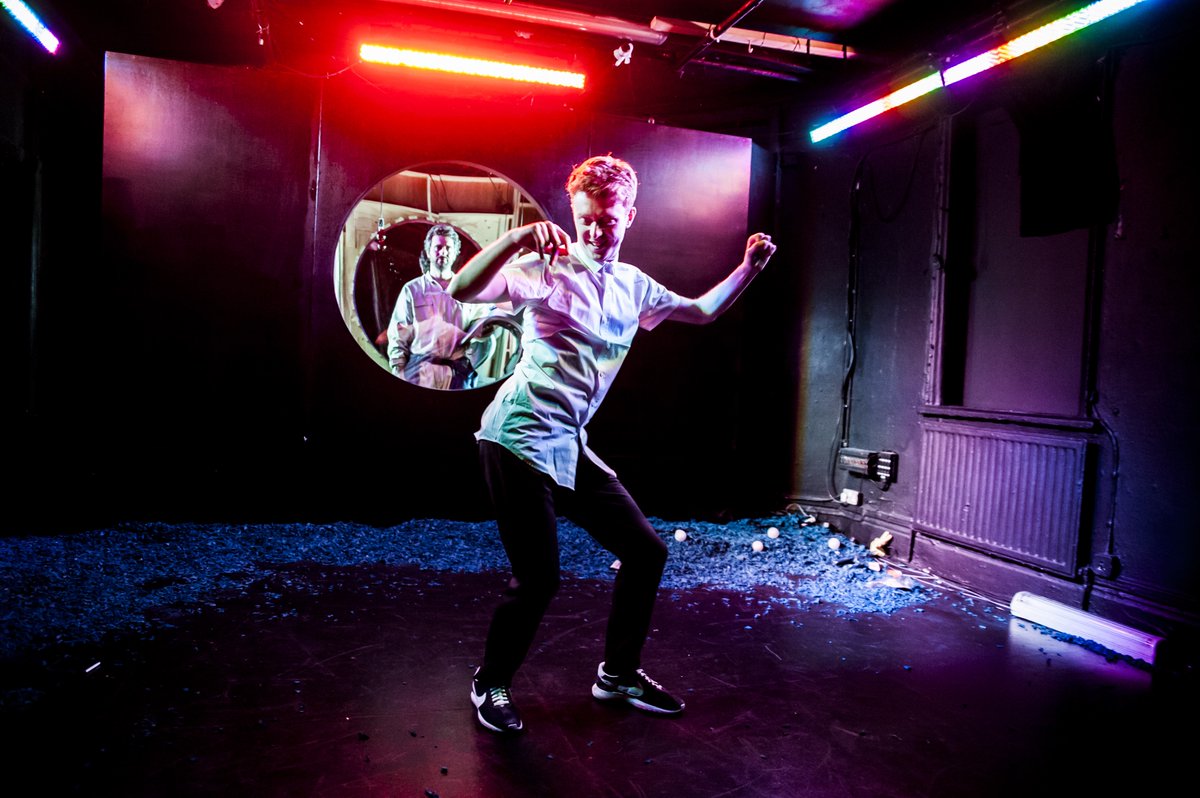 parrotinthetank's tweet photo. We've got news! #BlackDogGoldFish is back at @StoriesofBeing on 21st-22nd May. Book here: https://t.co/bYnKNqJphU https://t.co/ielYVeoPXU