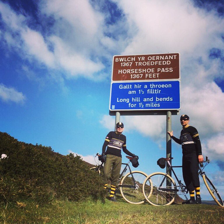 mattmbr's tweet photo. @PolarisBikewear  @MTBMeetupUK @cmjdavies @BadgerLlandegla @Good_Guy_Si we rode to the #MTBmeetupUK :) https://t.co/inl8QlAVnY