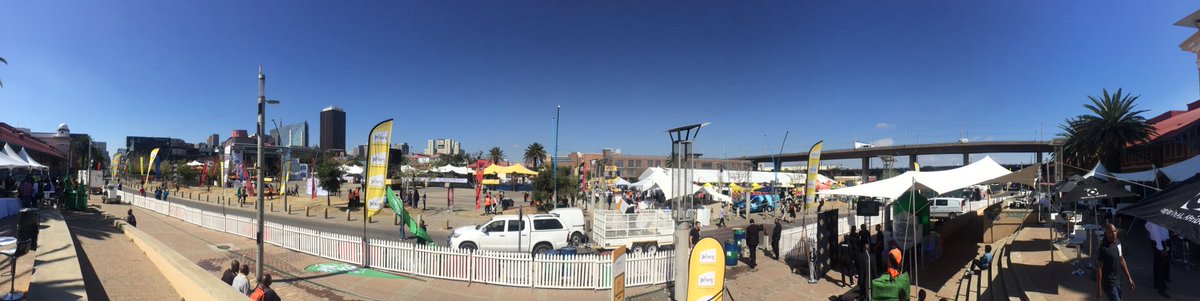 Bboylaba's tweet photo. We out here at @BacktothecitySA for showcase with @LorciaCooper @spritehophop #BTTC2016 #spritehiphop https://t.co/YeWR2pg48D
