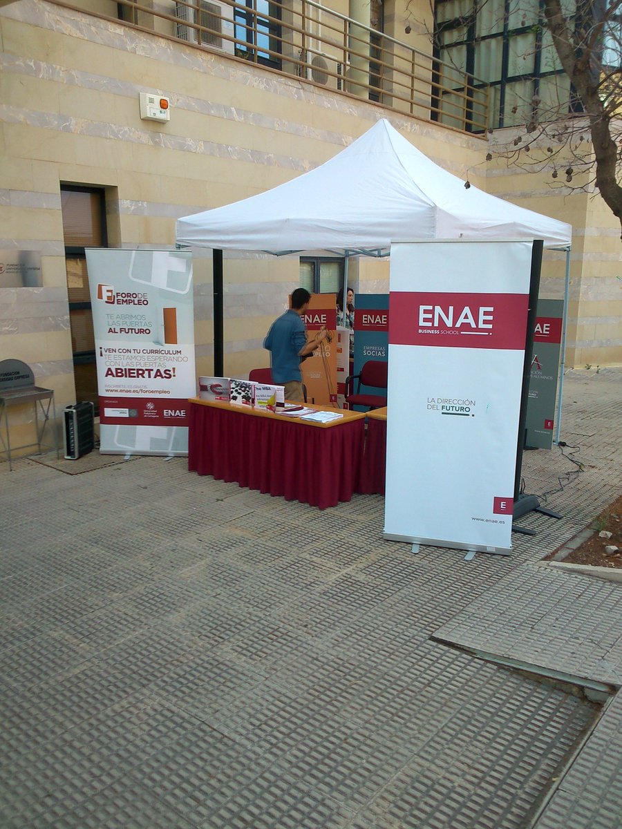 AlcanObraSocial's tweet photo. Hoy nos hemos acercado al #ForodeEmpleodeMurcia2016 para que las empresas conozcan a nuestros jóvenes. https://t.co/usITF7e5bi