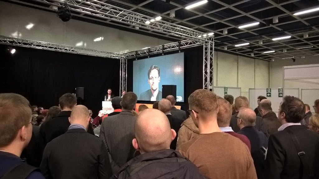 ilEkman's tweet photo. Listening @Snowden at #ICTexpoHKI, #weareAffecto https://t.co/zrlYxC7yXY