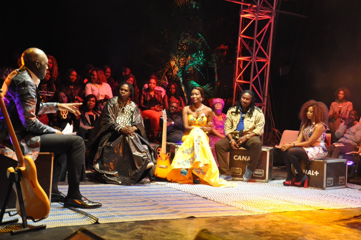 Com4Africa's tweet photo. @coumbagawlo @baabamaal @awadimusic  en live sur Plus d'Afrique.#plusdafrique
https://t.co/C4DynbpJ4x https://t.co/pFyrRh9wnD