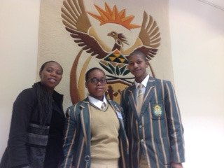 SiemensStiftung's tweet photo. Happy Freedom Day! #MandelaSchool learners celebrate #democracy + #freedom at the South African embassy in Berlin. https://t.co/f3iBbaSogh