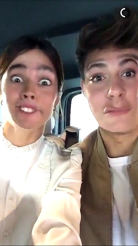 poloniatinismo's tweet photo. O boΕΌe jak ja ich kocham!!! #JorgeConSnap #TINI ππππ https://t.co/vqVXehKiHW