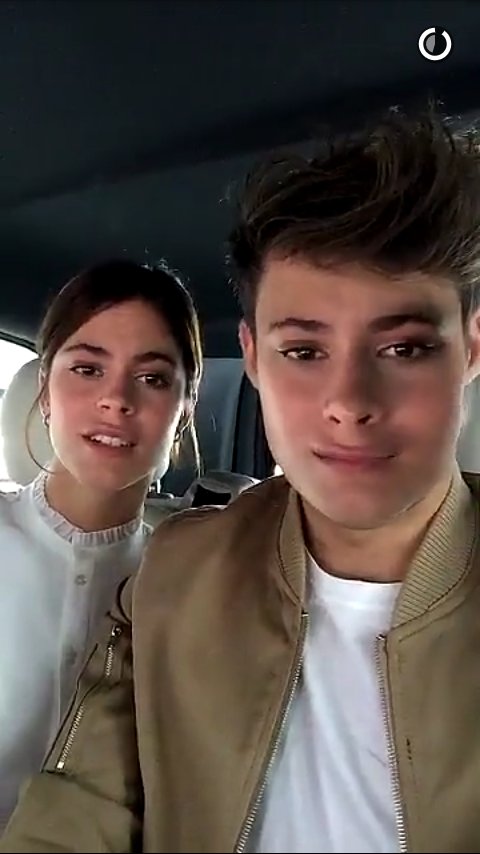 poloniatinismo's tweet photo. O boΕΌe jak ja ich kocham!!! #JorgeConSnap #TINI ππππ https://t.co/vqVXehKiHW