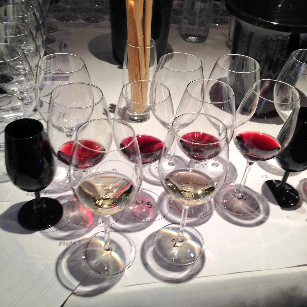 AnnaCaidan's tweet image. An exciting blind tasting masterclass  #WinesOfGermany #GSharp #WineTasting