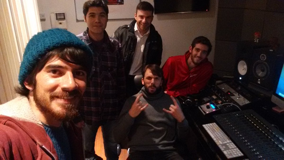 surhumano tweet media