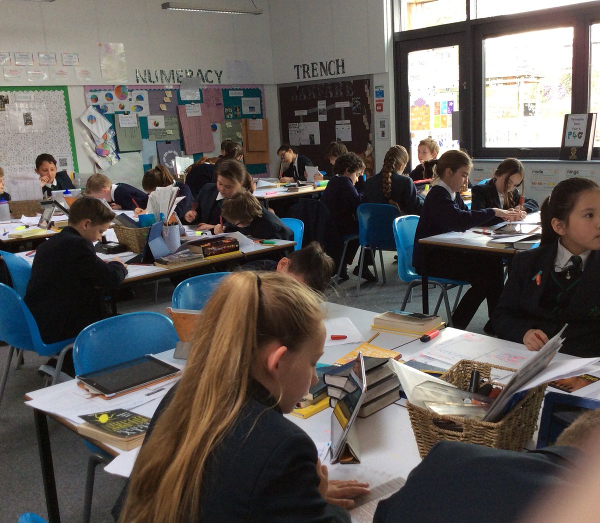 Yr62016archieve's tweet photo. Bloom's Taxonomy is always a success in year 6! #ltpaliteracy #noplacelikelimetree https://t.co/RHQI1REVnQ