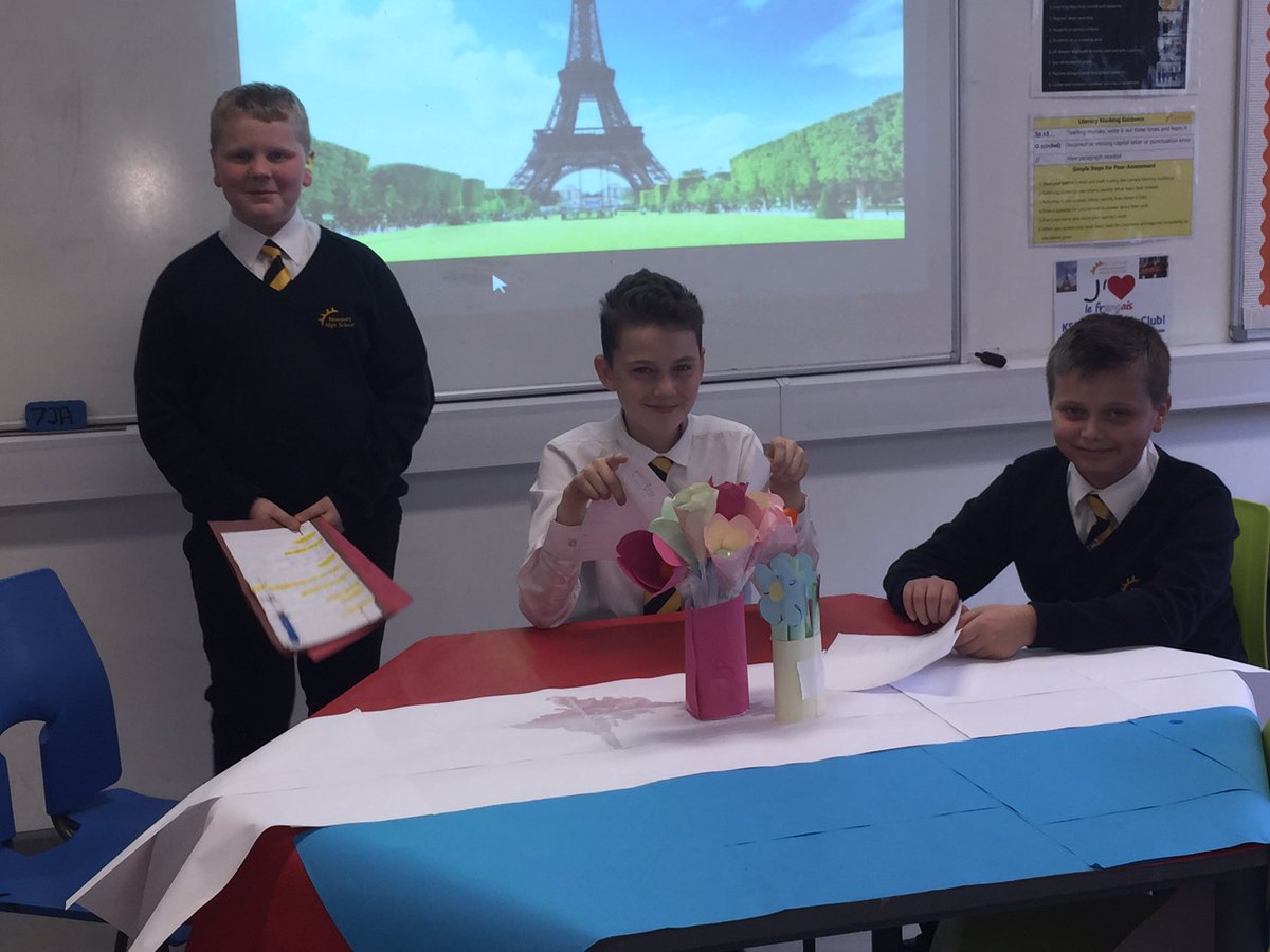 Yr7NewportHigh's tweet photo. 7JA wrote and performed great AU CAFΓ role plays @NewportH @FrenchNHS14 @superlearnNHS #ourboyscan π«π·π«π·π«π· https://t.co/gIhUfnBXio