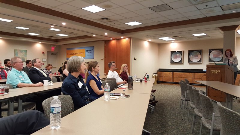astdky's tweet photo. Fantastic session yesterday w/ Kim Hannan (Irresistible Learning). Join us 4 Munch&amp;Mingle next #atdky #elearning https://t.co/KpiL4vhLtn