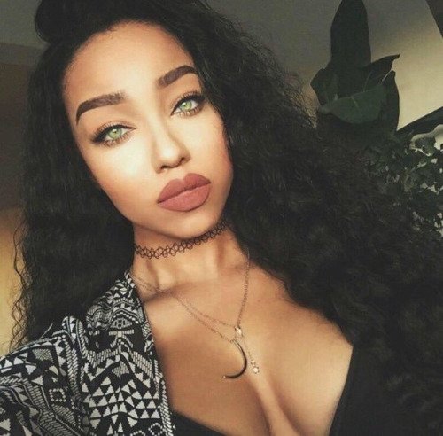 BaddiiiesOnly's tweet photo. 💯🔥 https://t.co/hbAUtrPmSo
