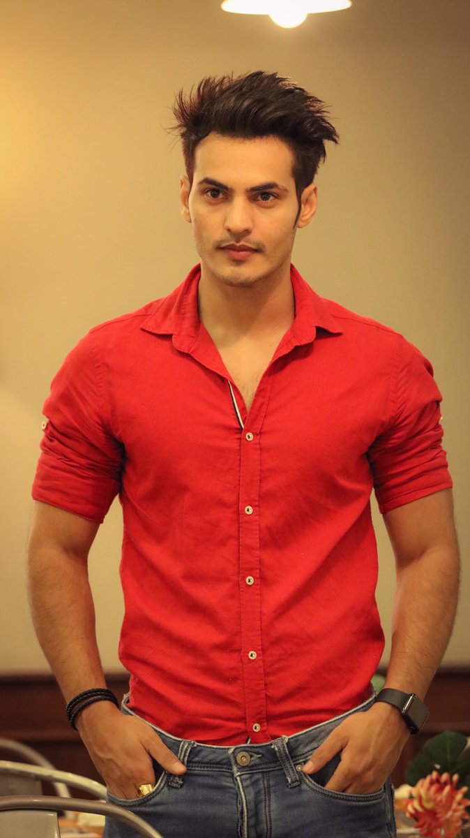 ravibhatia333's tweet photo. #rorojonggrang #shoot #pics 2nd May @whatsonANTV https://t.co/oJpMLCe50E