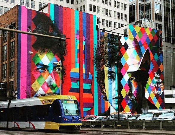 TimeOutChicago's tweet photo. Chicago's getting over 40,000 square feet of new street art in May. https://t.co/wlTbrMOo7c https://t.co/sKbcX2PbtC