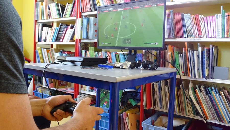 carbon_blanc's tweet image. La #BordeauxMetropoleCup se joue aujourd'hui à #Carbonblanc ! 
#PSE2016 Merci @AgenceLenno