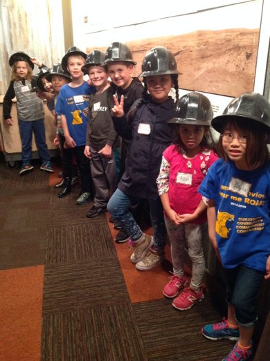 BVMesser1's tweet photo. Mining was an important part of Minnesota's history. Students entered a "mine" and mined for ore! #MNHistoryCenter https://t.co/SgWrjSuMaE