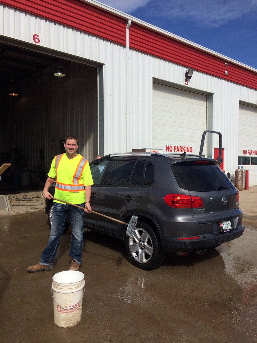 Schmaltzme's tweet photo. The @flamangroup was out washing all of our administrations cars for #administrationweek. Thanks to @thomas_ET4 https://t.co/mUdSVnbEUa