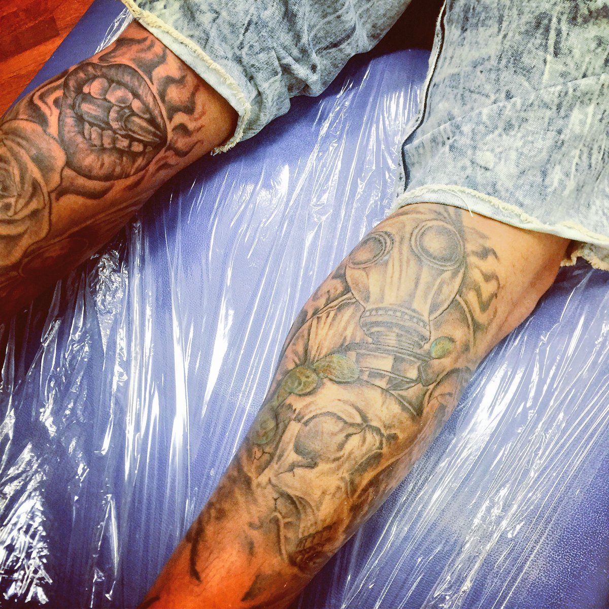 dakidd_ink's tweet photo. "ΓolorΕ‘" #VinchiARTT https://t.co/B1FCIppcPX