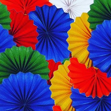 Un año más os esperamos en la caseta CautivoyEstrella. Rodeate de buena música y buena música.
Os esperamos!