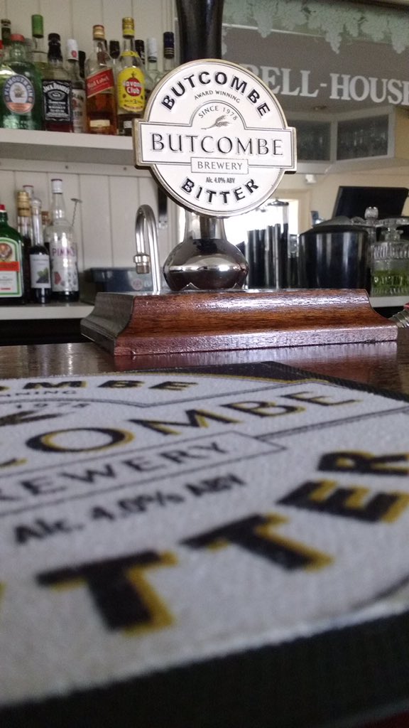 Great pic making me yearn for the pints this hand pump can pull. Thanks <a href="/TheBellhousesb/">The Bell House Hotel</a>