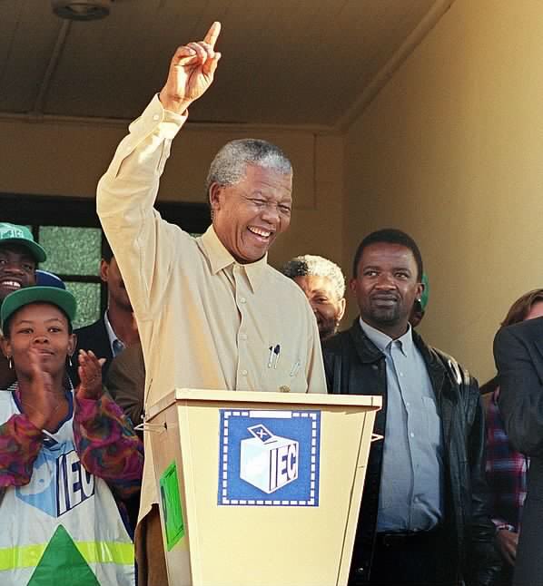 norm's tweet photo. On this day in 1994, Nelson Mandela won the presidency in South Africa’s first multiracial elections. https://t.co/jvfXwfVCcD