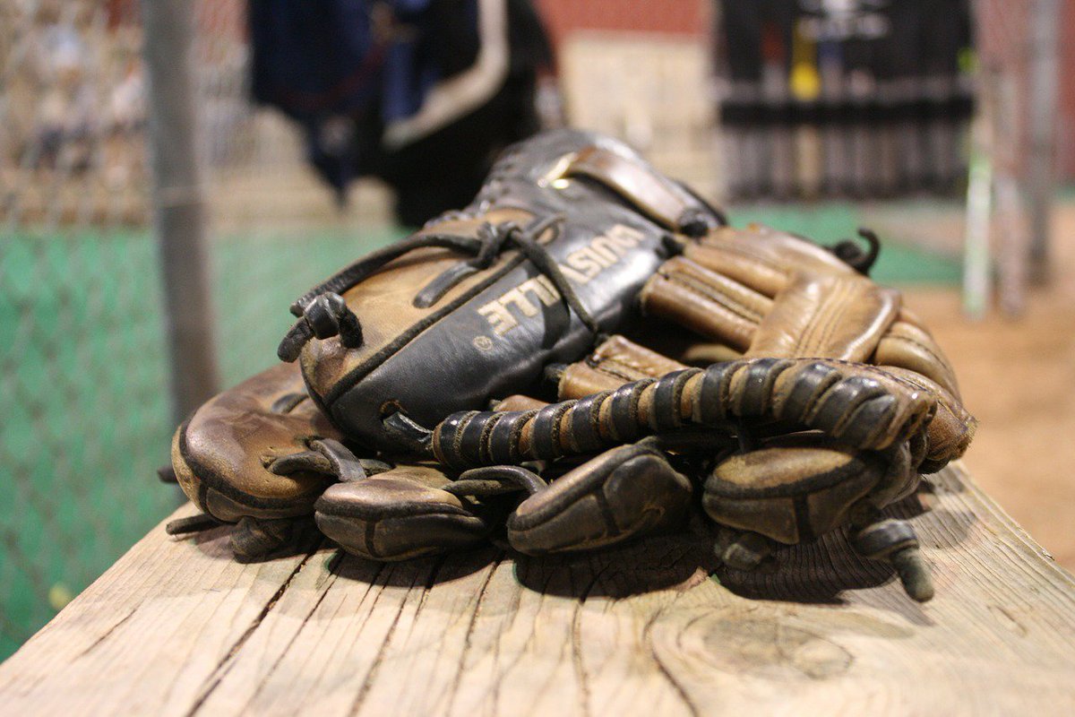 WlbyBaseball's tweet photo. Schedules have been posted online! #PlayBall https://t.co/iM43CHv8FN
