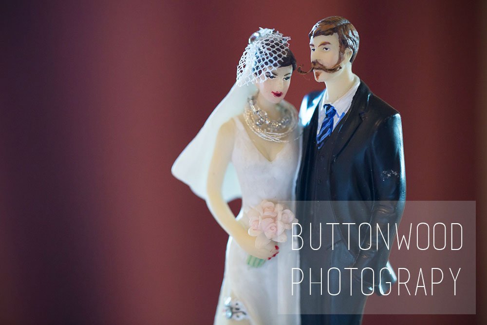ButtonWoodPhoto's tweet image. Amazing cake detail, looked just like the happy couple #weddingcake #Weddingphotographer