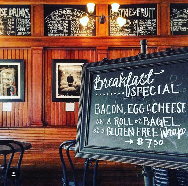ChappaquaSTN's tweet photo. #Repost - #HoulihanLawrence #breakfastwithus 🍳🍞 #bacon #egg #cheese #coffeehouse #trainstation #metronorth #railroad https://t.co/IsbM6Nam1O