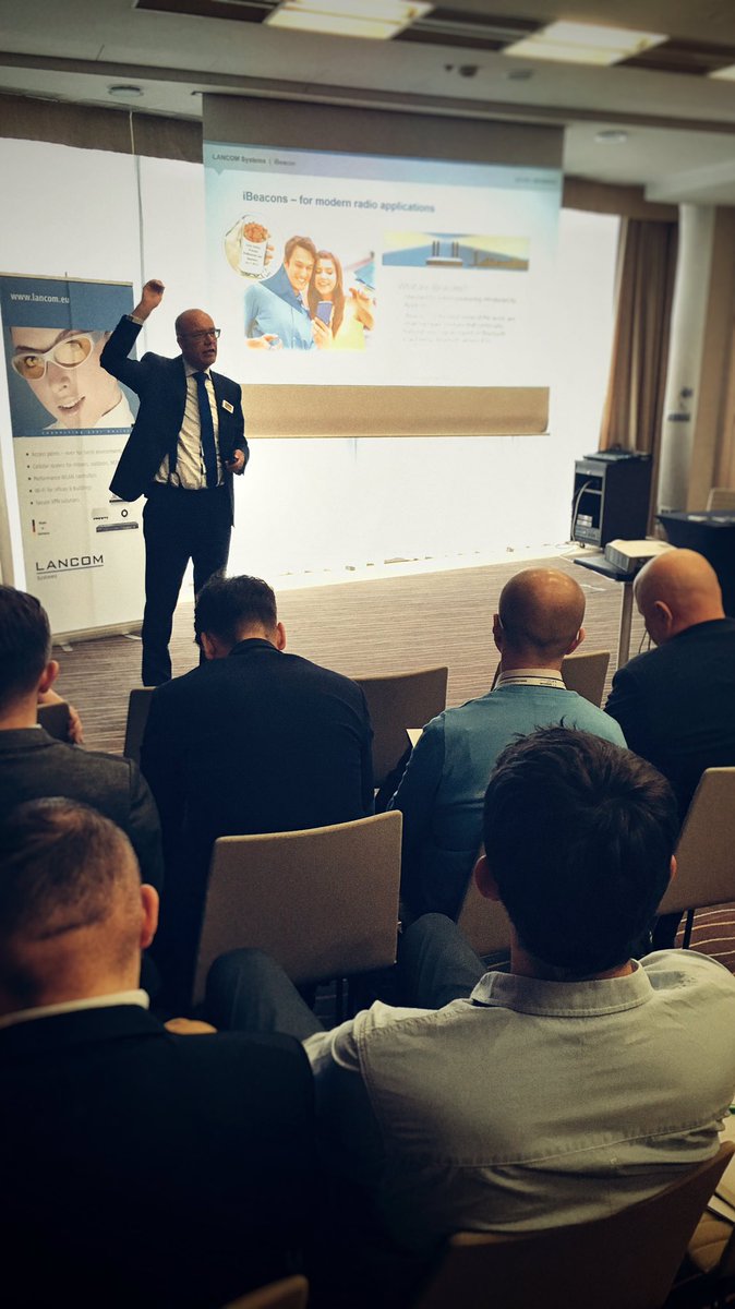 KoertMartens's tweet photo. Jan Buis - Lancom Systems, performing at Kappa Data Polska 2020 Krakòw edition, talking about ePaper &amp; Bluetooth LE. https://t.co/1a0NQBU5l9