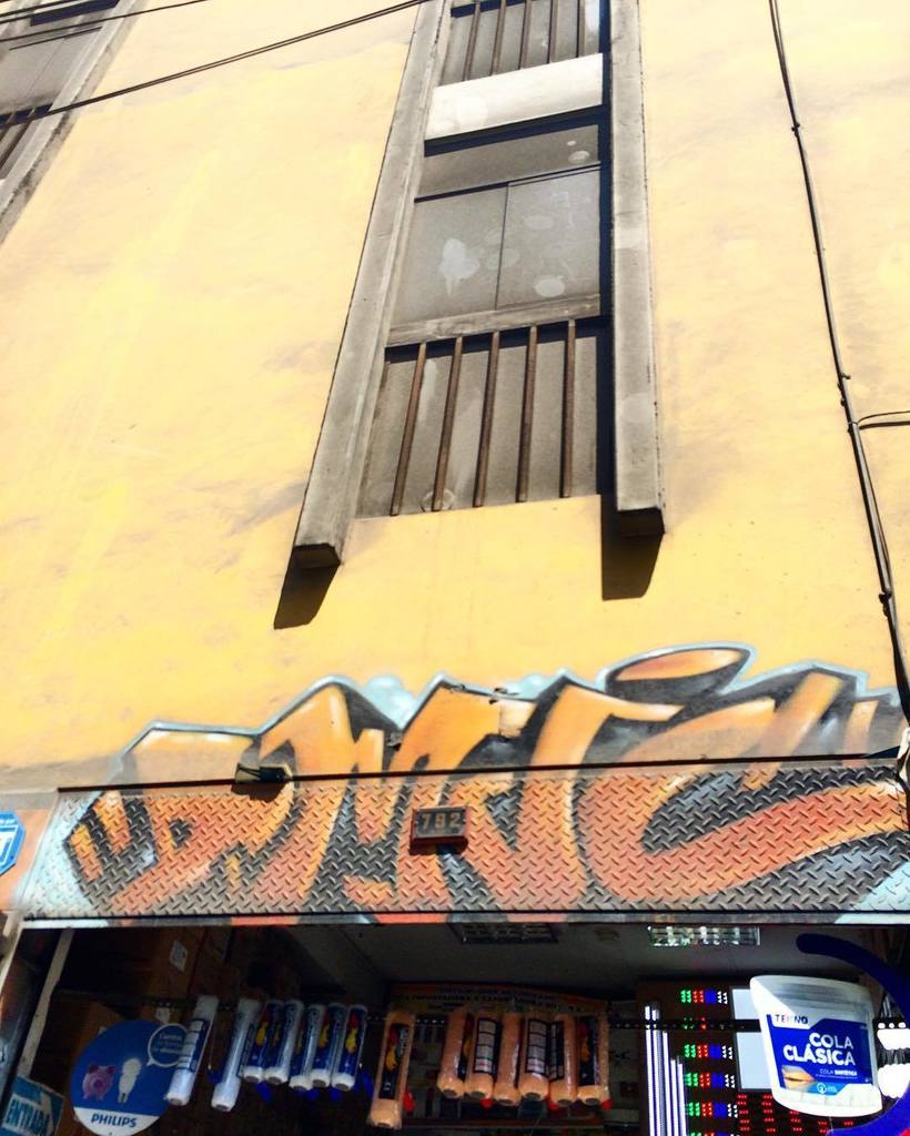 BrujaMaracc's tweet photo. DMJC 📸 #graffiti #graffitiwall #limatown #lima #callecapon #graffitiperu #graffitiperuano #graffitipiece #graffitip… https://t.co/5ofuUgLqVz