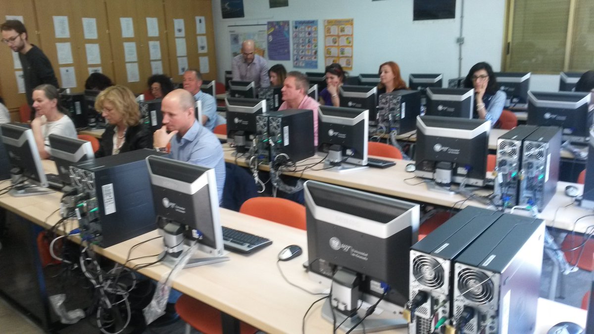 koenraad's tweet photo. partners get instructed on uploading outputs to #PETALL project website https://t.co/RAW8w5sAba #TBLT #MFL #edtech https://t.co/NkNYtVcoln