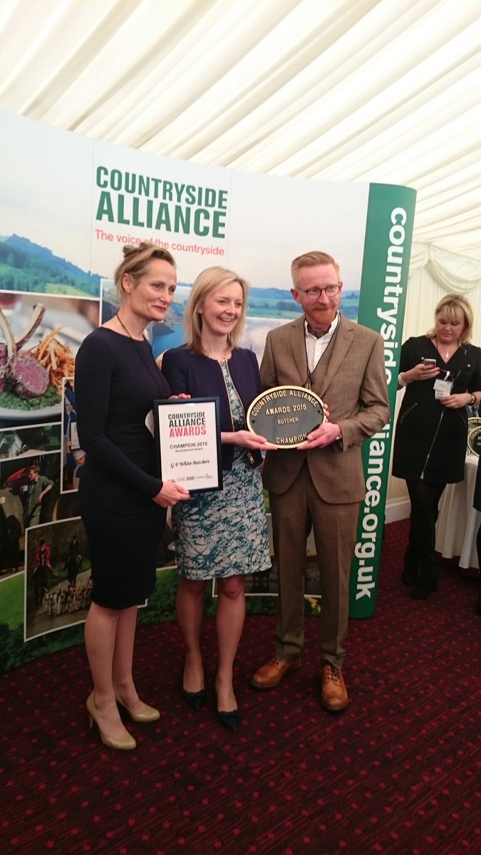 DalegateMarket's tweet photo. Huge congratulations to our friends @whitesbutchers who won Best Rural Butchers Award in @CAAwards #RuralOscars https://t.co/f8YJ73sLX1