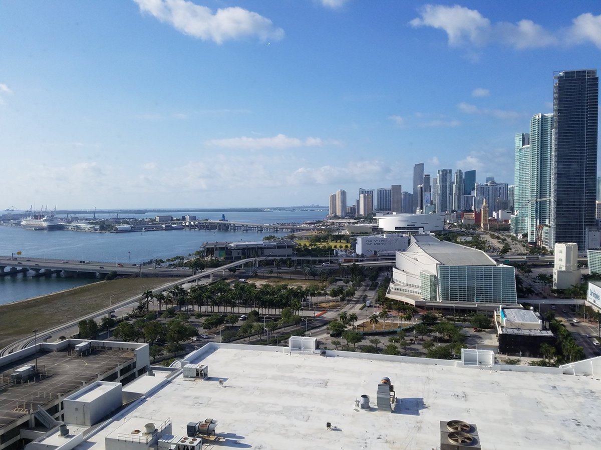 AAAStudies's tweet photo. Welcome to Miami!! #AAAS16 So excited to see everyone #downtownhiltonmiami https://t.co/X9VgrhxjhQ