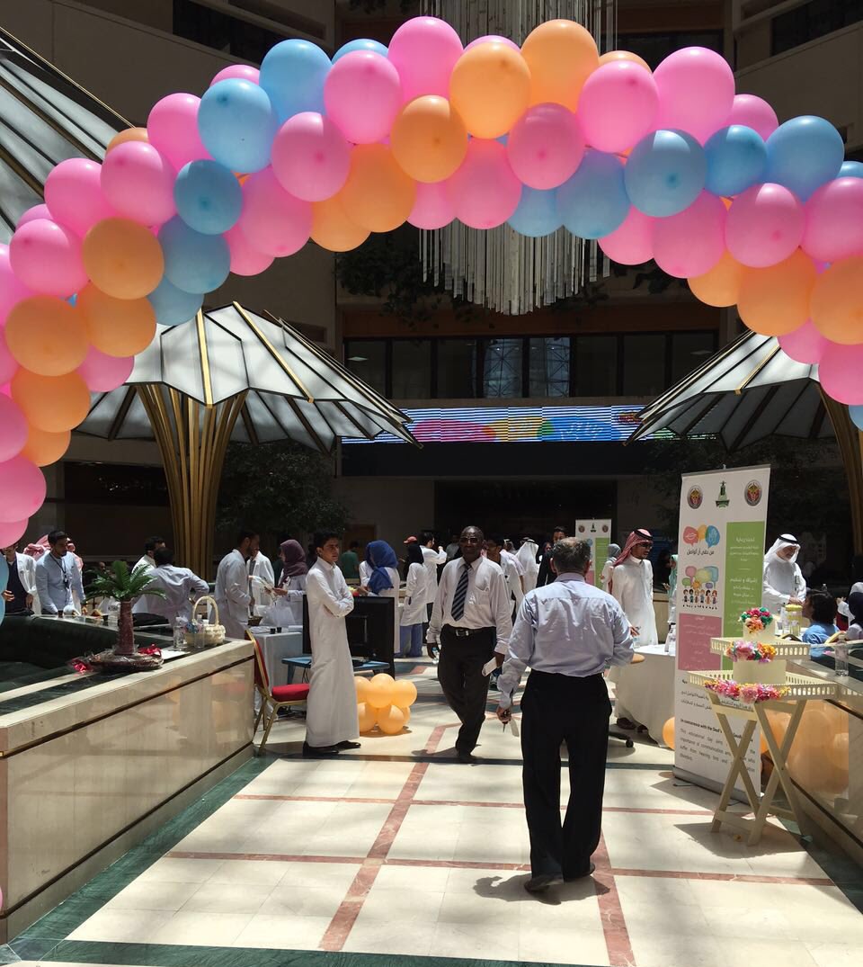 شكرًا لكل من ساهم بجهده في إنجاح #من_حقي_أن_أتواصل 💙

#مستشفى_الجامعة #جدة #med12 #med10 #med11