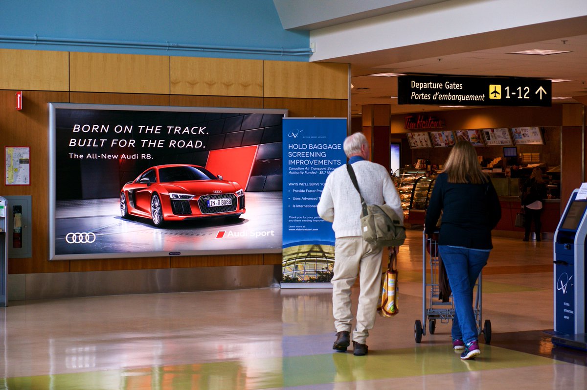 pattisonoutdoor's tweet photo. .@AudiCanada showcases it's new #R8 in dominating fashion in Victoria @Fly_YYJ #AudiCanada #OOH https://t.co/LVqUtqfm9T