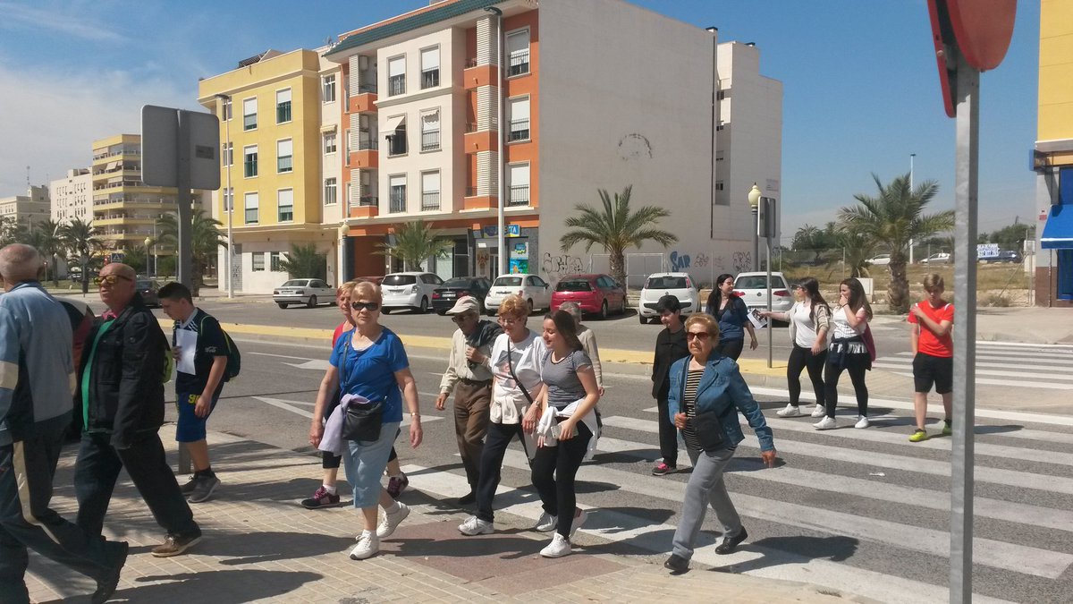 María de la Torre tweet media