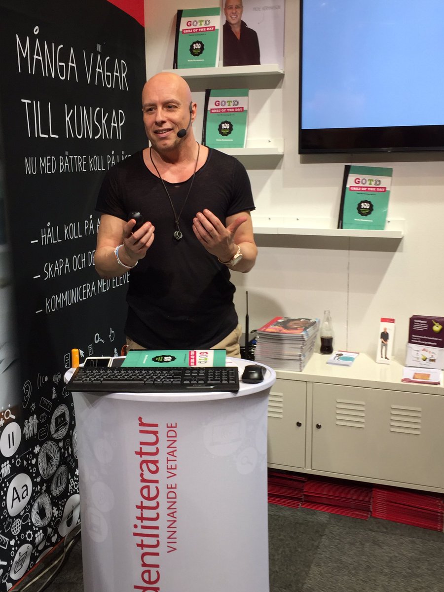 FredrikaBauer's tweet photo. Micke Hermansson pratar om Grej of the Day!! #SETT16 https://t.co/00iwpc8VR8