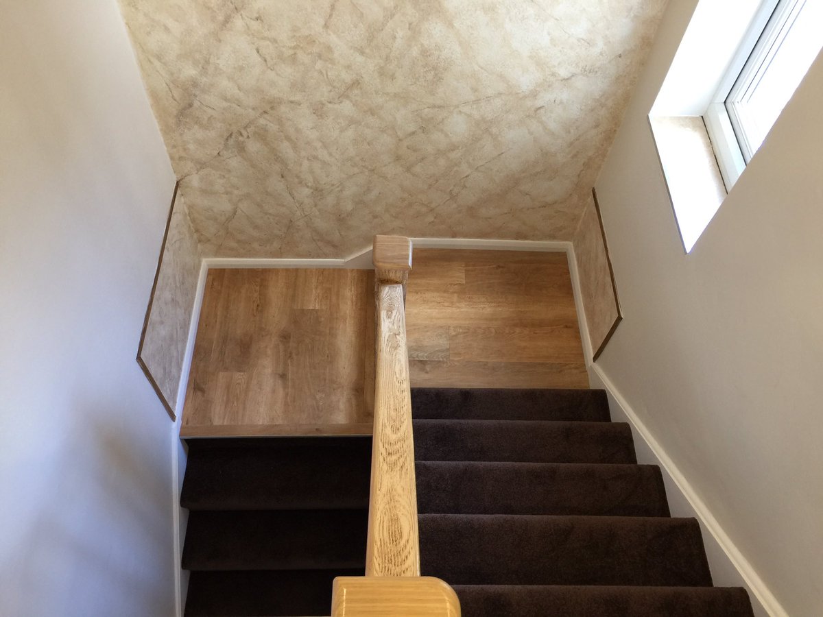 HartCarpetsHW's tweet photo. How about something a little bit different form @HartFloors @KarndeanFloors @SolentWholesale #flooring #mohawkcarpet https://t.co/Dwl5tslcHn