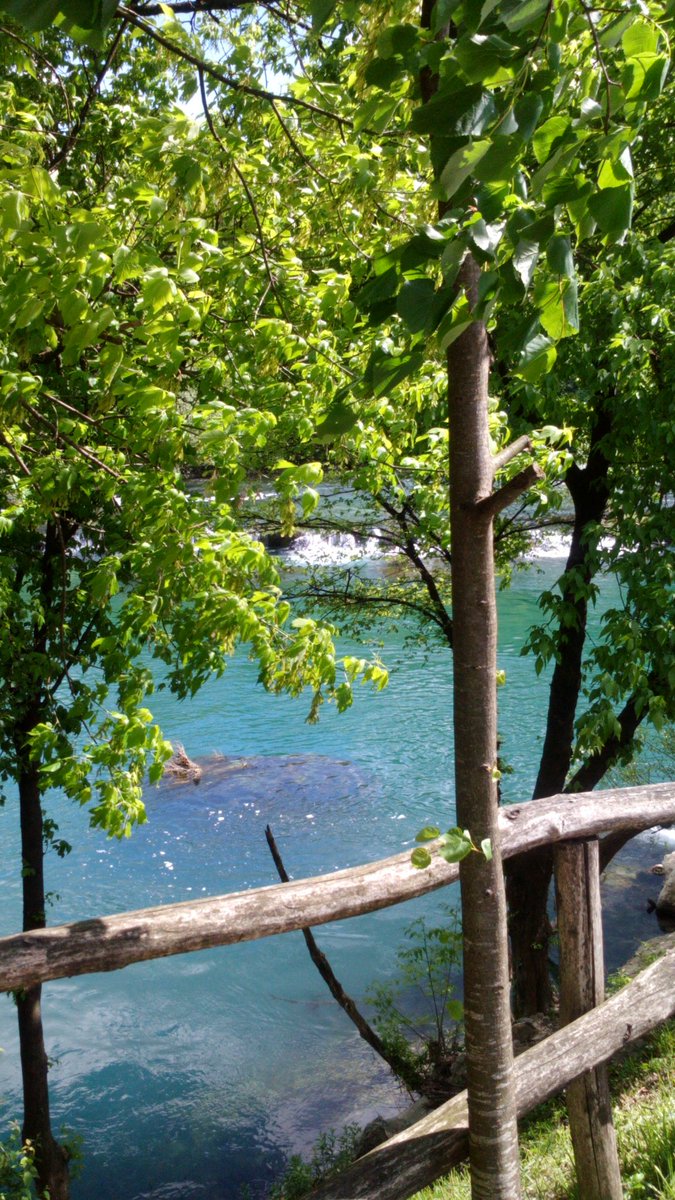 AidaMyTVLoveS's tweet photo. #BosniaAndHerzegovina #RiverUna #BosanskaKrupa #RestaurantMakaba https://t.co/3Fttu9IdUS