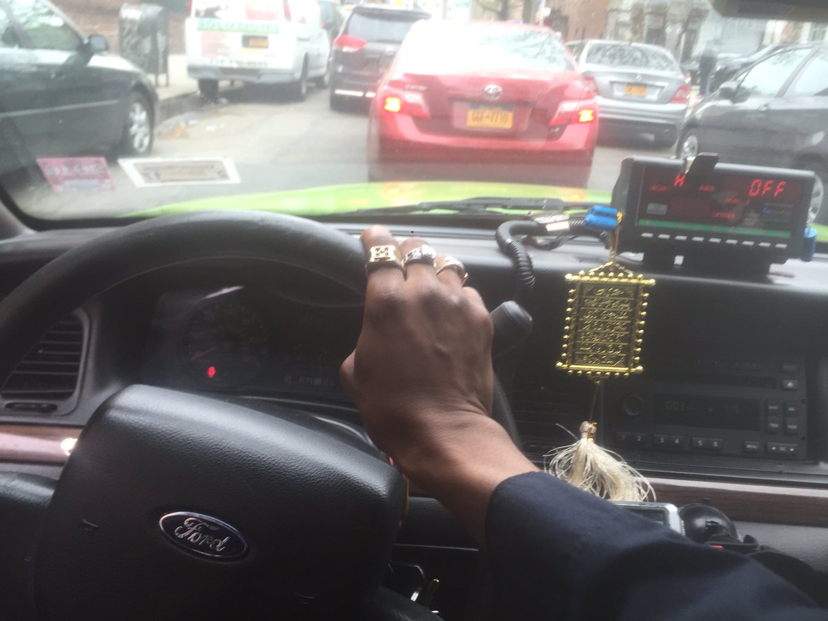 MalachaiSpivey's tweet photo. Stole A Cab It's Lit @Weanz_Yen https://t.co/YqqhR1fzgo