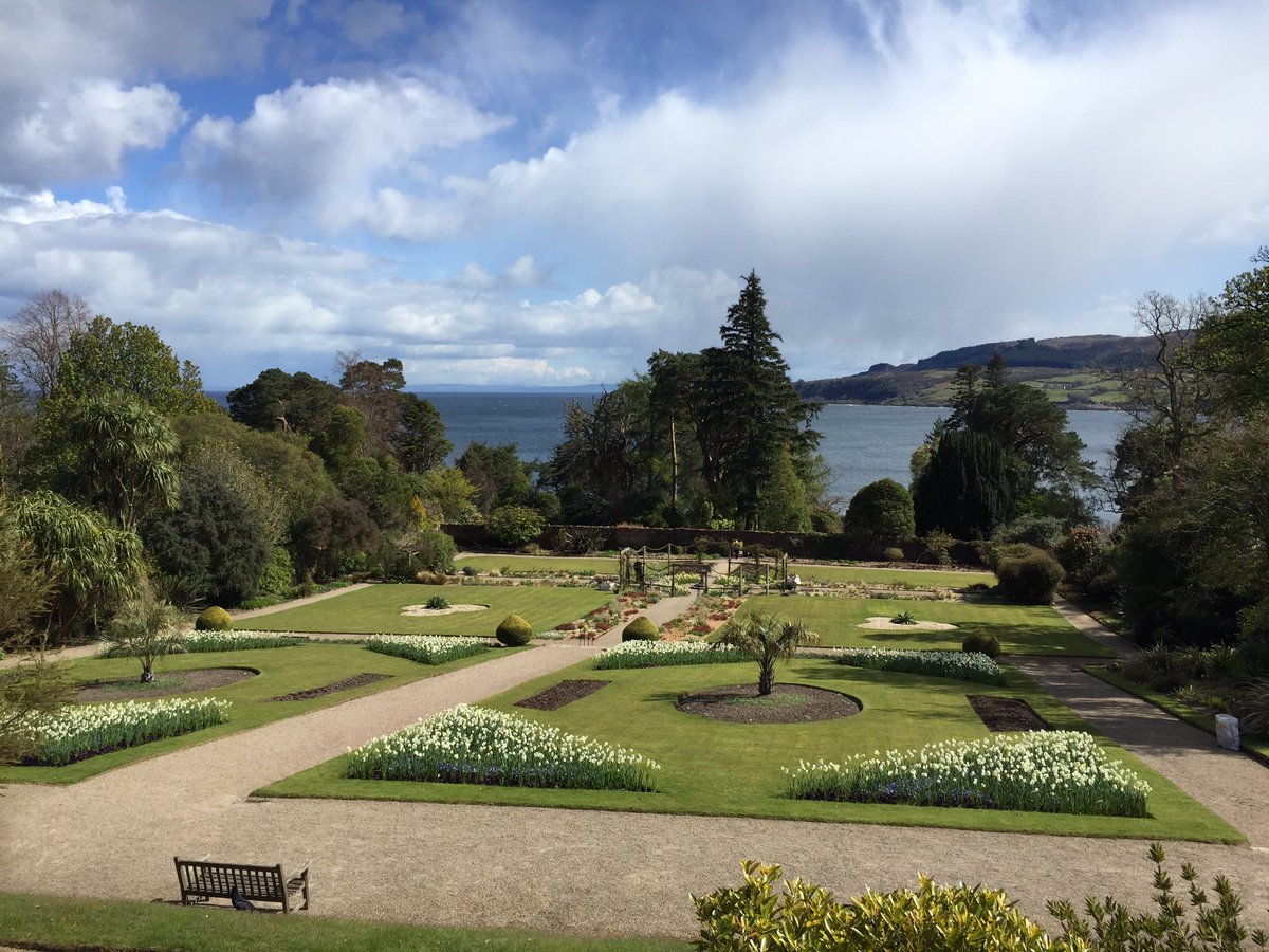 Teatours's tweet photo. Beautiful view from @BrodickCastle @N_T_S  #Arran Great place for #afternoonteatours #ScotSpirit @welcomescotland https://t.co/ziMDKXUqZE