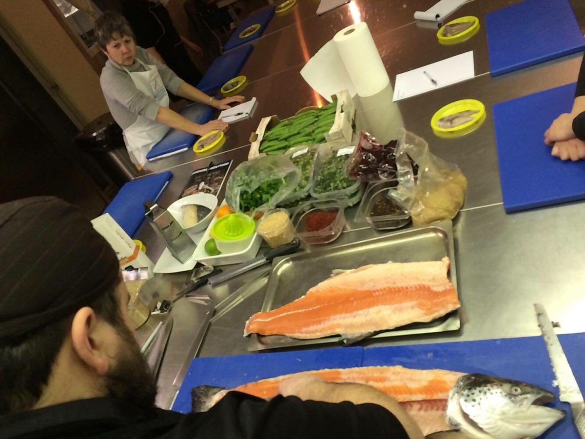 Gusto_PC's tweet photo. Ad #AccademiaDelGustoPC si parla di #FoodCost: il corso è perfetto per chi possiede un ristorante! https://t.co/FXoycwYQBQ