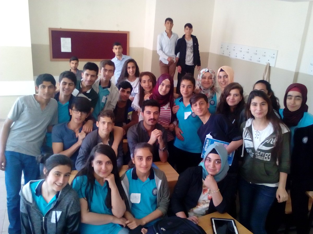 Gerçek dostlar amtika gibidir. Eskidikçe değerleri artar....
