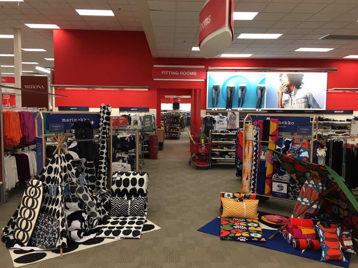 It's been a week already? #MarimekkoForTarget still going strong at T0995! Remerched and ready to go! #stylewithsam