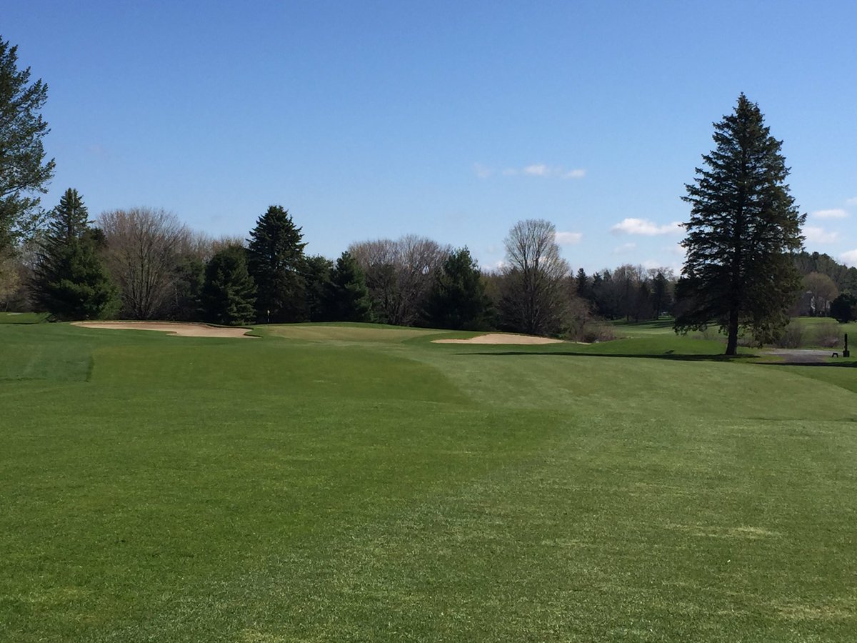 RiteImpact's tweet photo. If you haven't checked out @vanpattengolf this year... The course is in prime condition! #14white https://t.co/VKP9UCIg9h